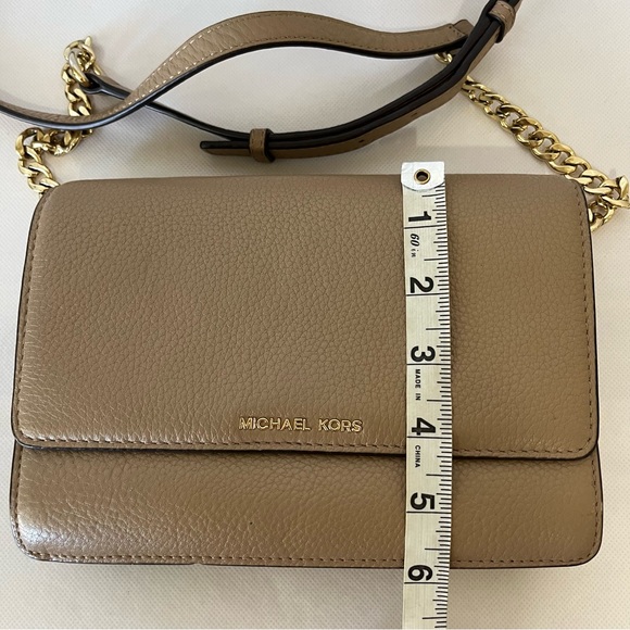 Michael Kors Jet Set Travel Pebble Leather Tan Crossbody Bag Gold Chain - Picture 12 of 14